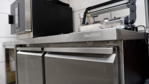 Kromet realizacja Black Horse Bar & Grill w Myślinowie