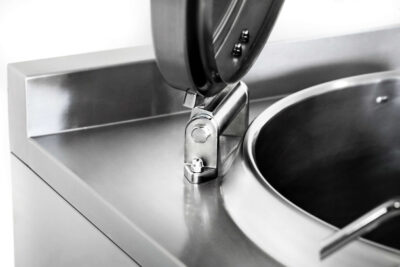 How to choose the best boiling pan for your catering business?